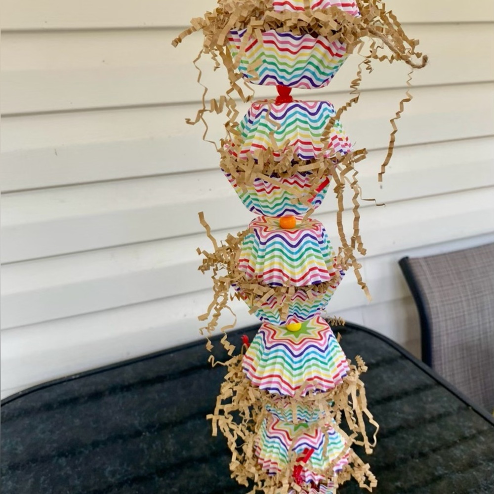 Sugar Crash toy for parrots 🍬🍭